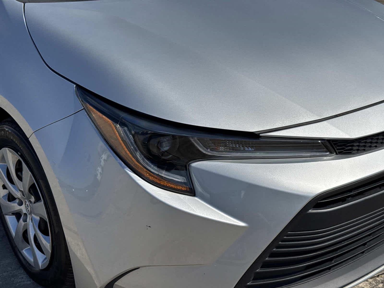 2024 Toyota Corolla LE photo 4