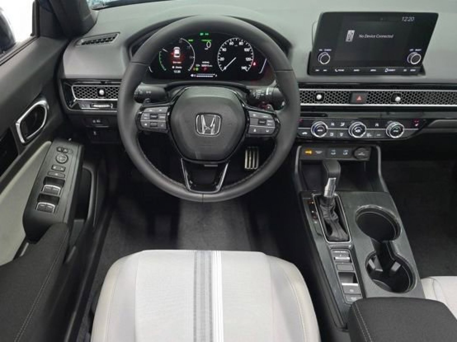 2025 Honda Civic Hybrid Sport photo 4