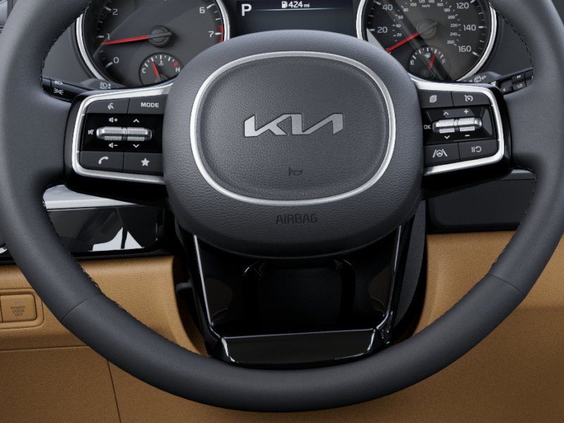 2024 Kia Carnival LX photo 20
