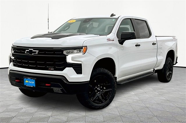 2024 Chevrolet Silverado 1500 LT Trail Boss photo 3