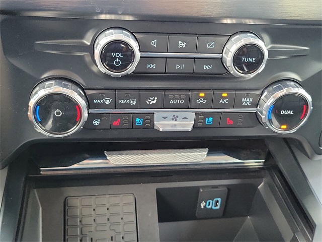 2024 Ford F-250 photo 31