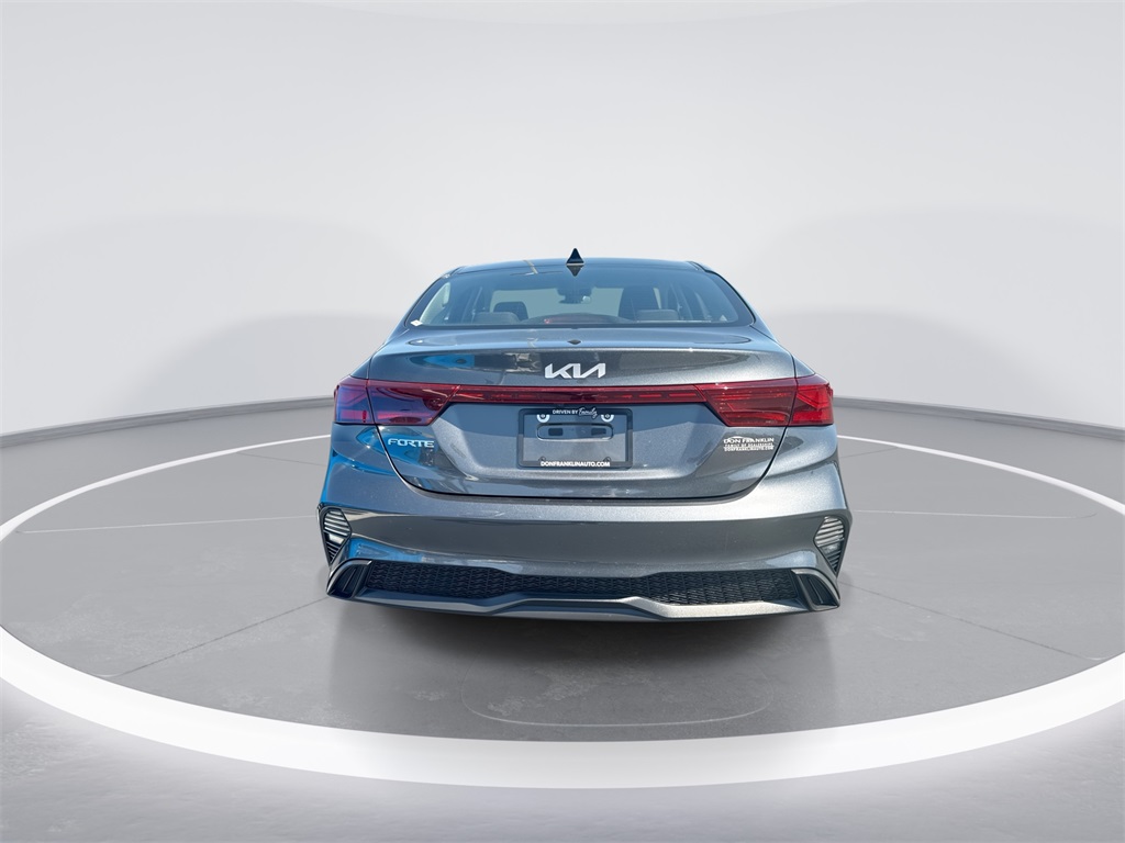 2022 Kia Forte LXS photo 7