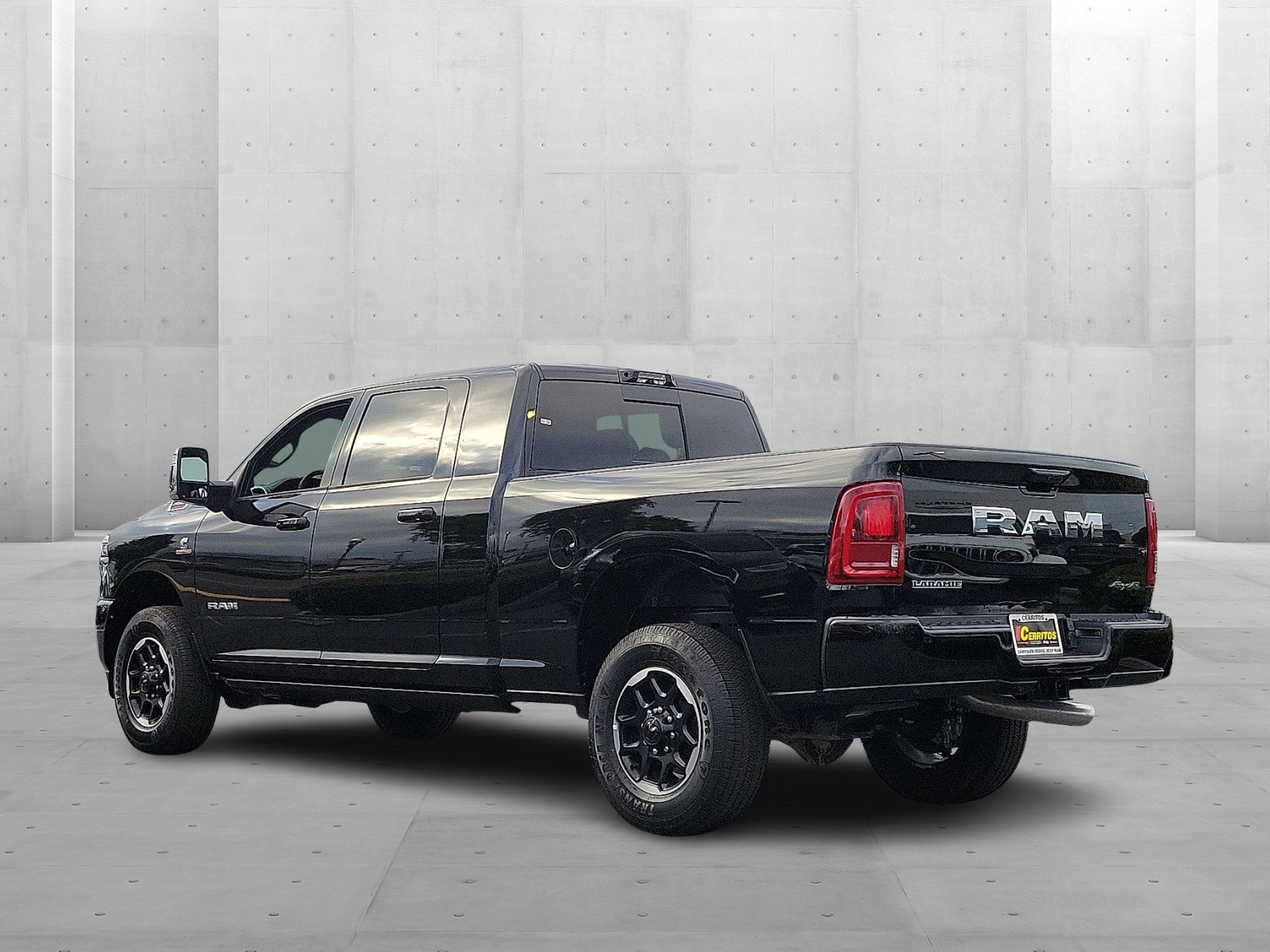 2026 Ram 2500 Laramie photo 2