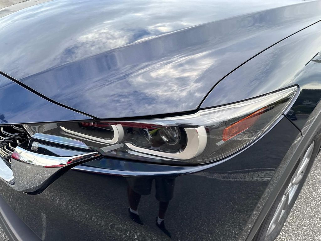 2022 Mazda CX-5 2.5 S Preferred photo 9