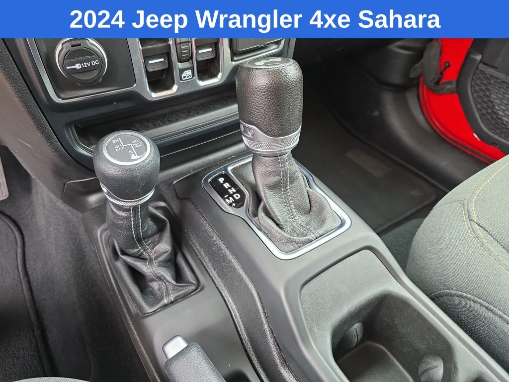 2024 Jeep Wrangler Sahara 4xe photo 22