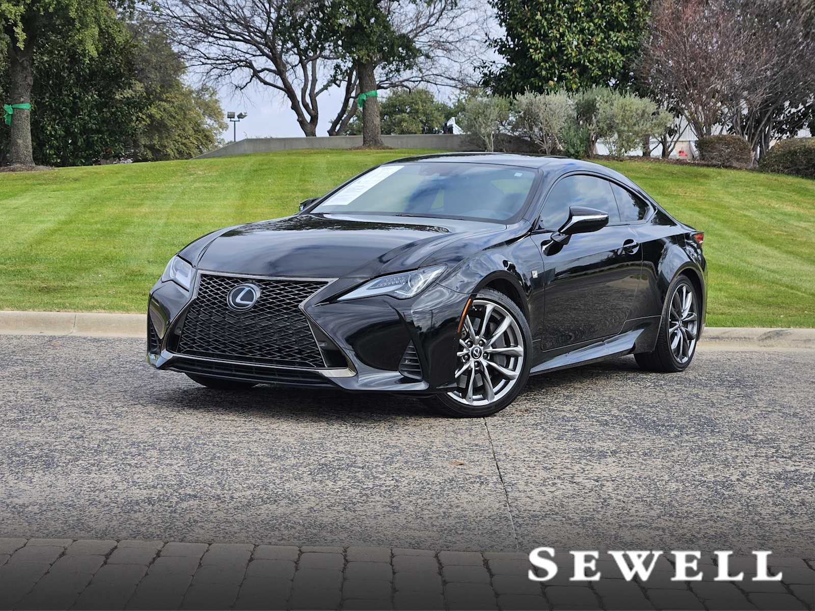 2019 Lexus RC 300 F SPORT's photo