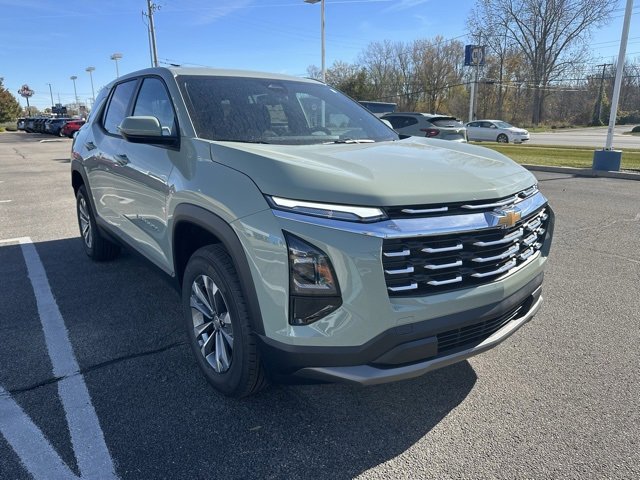 2026 Chevrolet Equinox LT photo 3