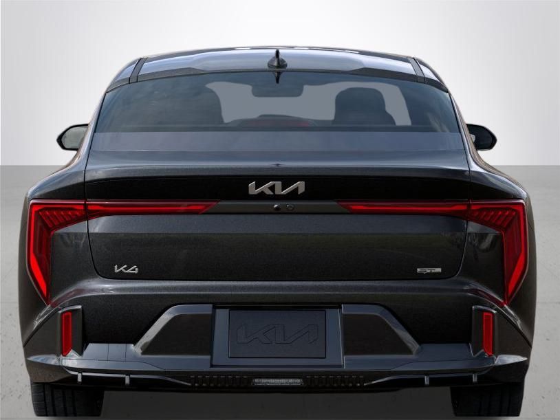 2025 Kia K4 GT-Line photo 13