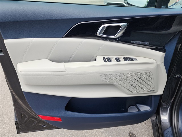 2026 Kia Carnival SX Prestige photo 8