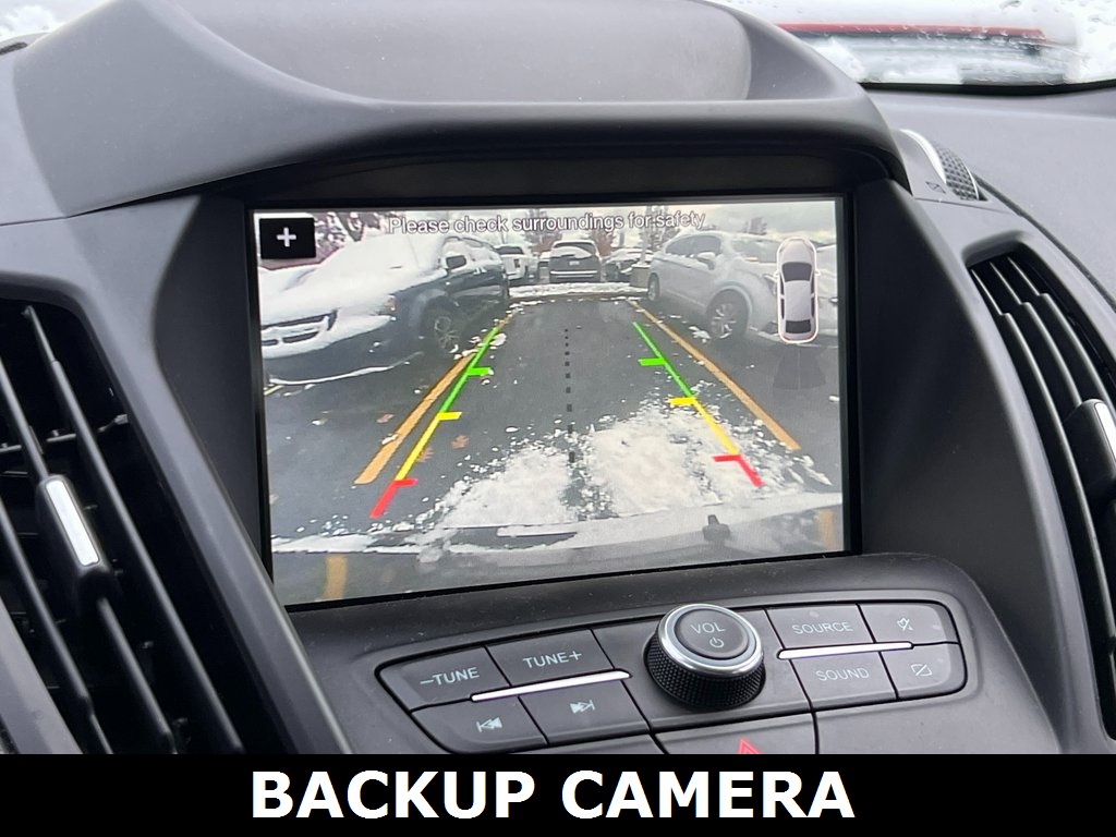 2019 Ford Escape SEL photo 4