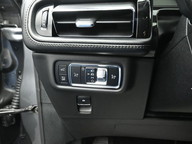 2023 LINCOLN NAUTILUS - Image 19