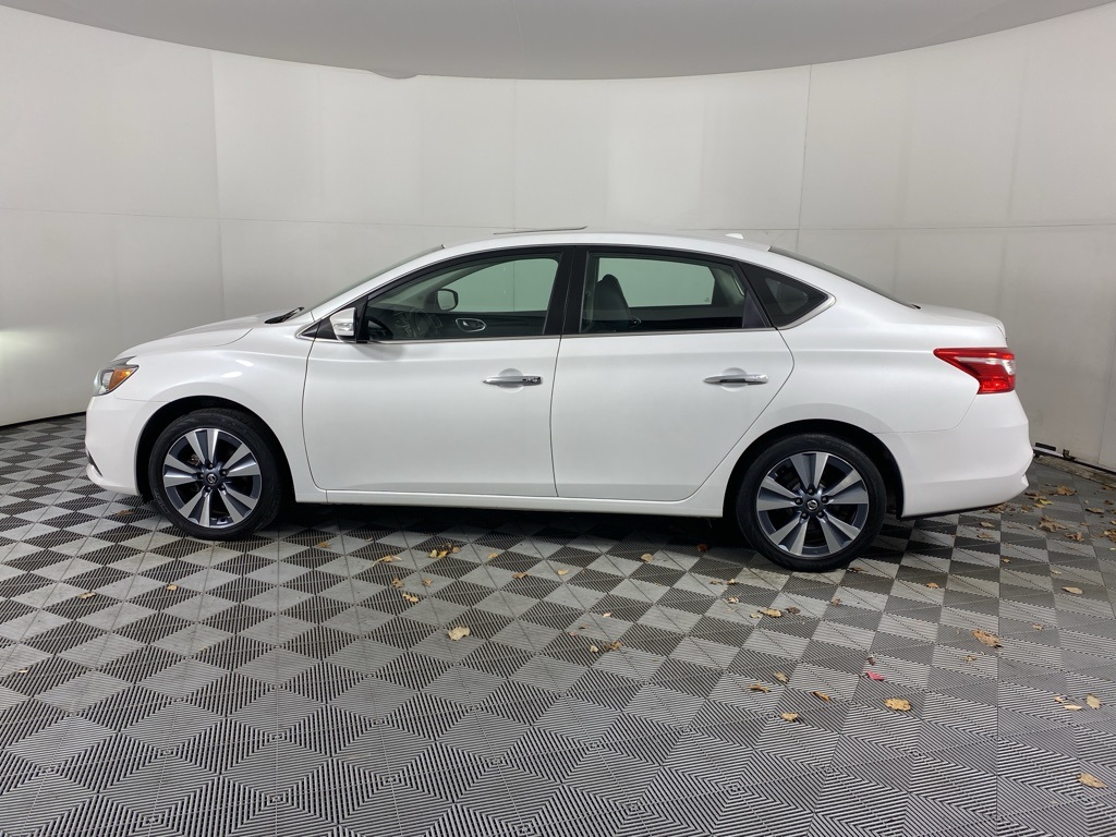 2019 Nissan Sentra SL photo 4