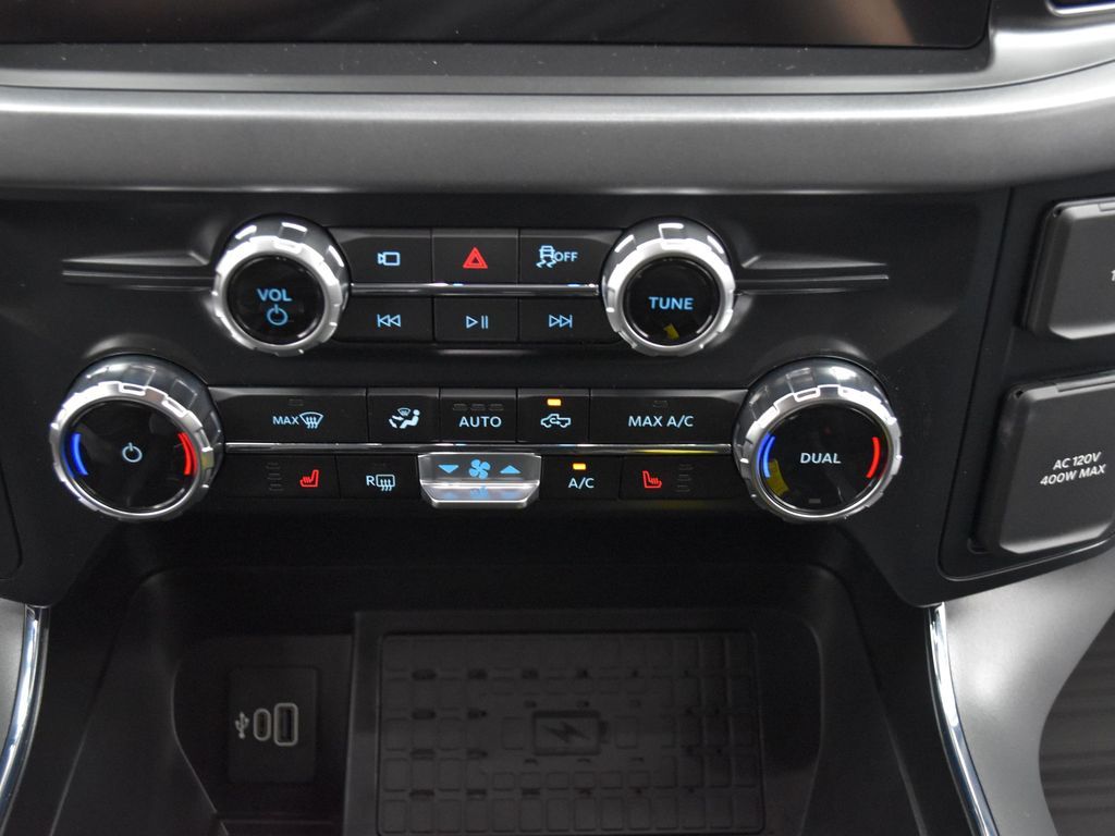 2025 Ford F-150 XLT photo 21