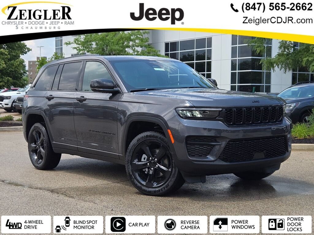 2025 Jeep Grand Cherokee Laredo photo 2