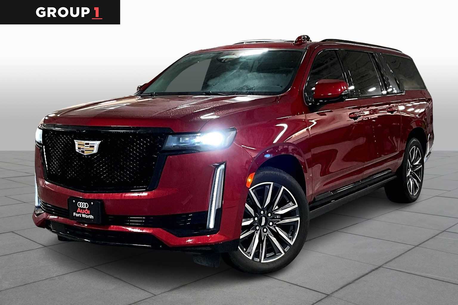 2023 Cadillac Escalade ESV Sport Platinum's photo