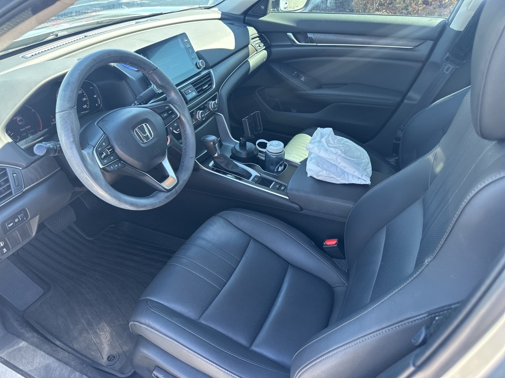 2019 Honda Accord EX-L photo 2