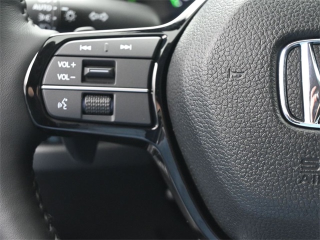 2025 Honda Accord Hybrid Touring photo 2