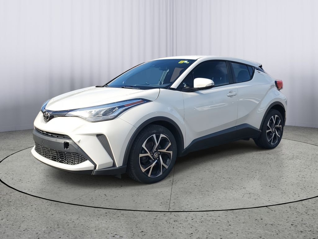 2021 Toyota C-HR XLE photo 4
