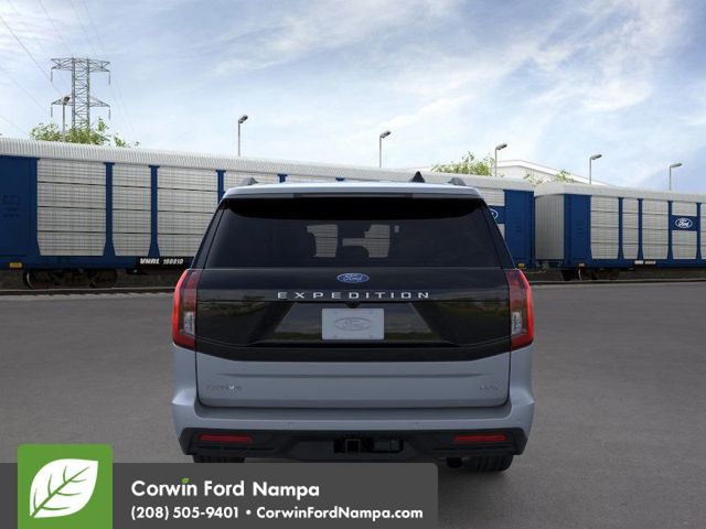 2025 Ford Expedition MAX photo 4