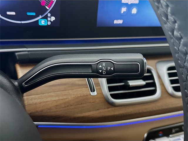 2024 Mercedes Benz GLS 450 4MATIC photo 14