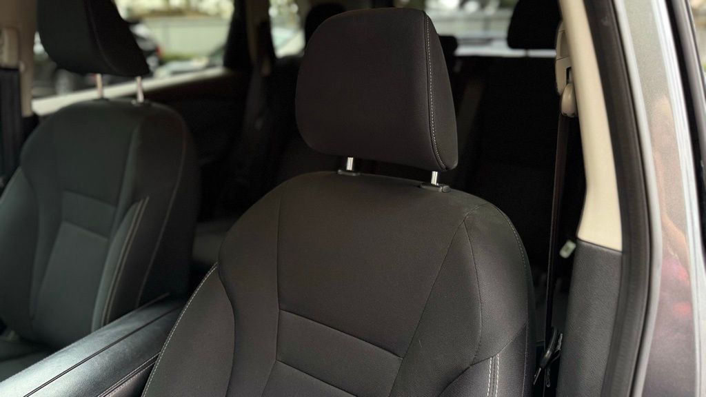 2023 Nissan Rogue S photo 24