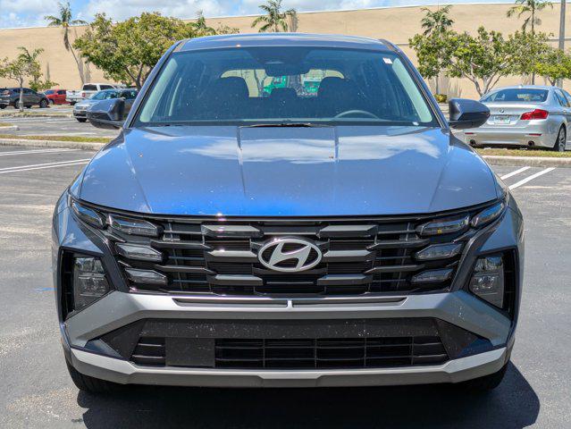 2025 Hyundai Tucson SE photo 2