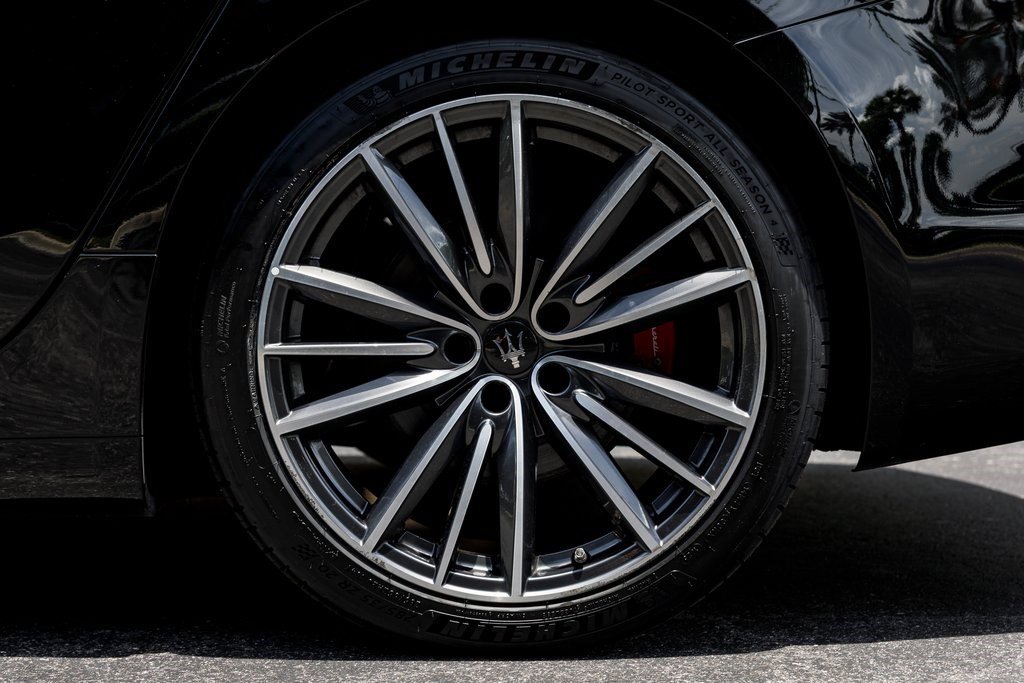 2020 Maserati Ghibli photo 34