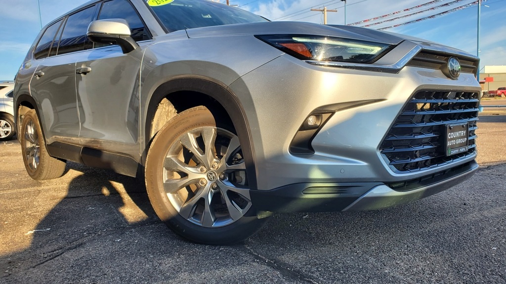 2024 Toyota Grand Highlander Limited photo 5