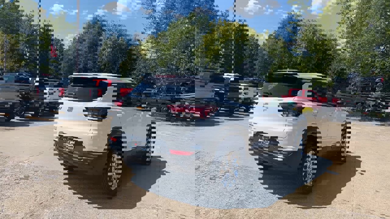 2026 Chevrolet Trailblazer LS photo 8