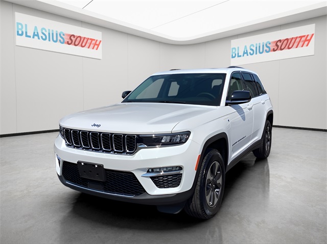 2023 Jeep Grand Cherokee 4xe photo 7