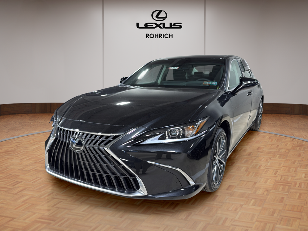 2025 Lexus ES 350's photo