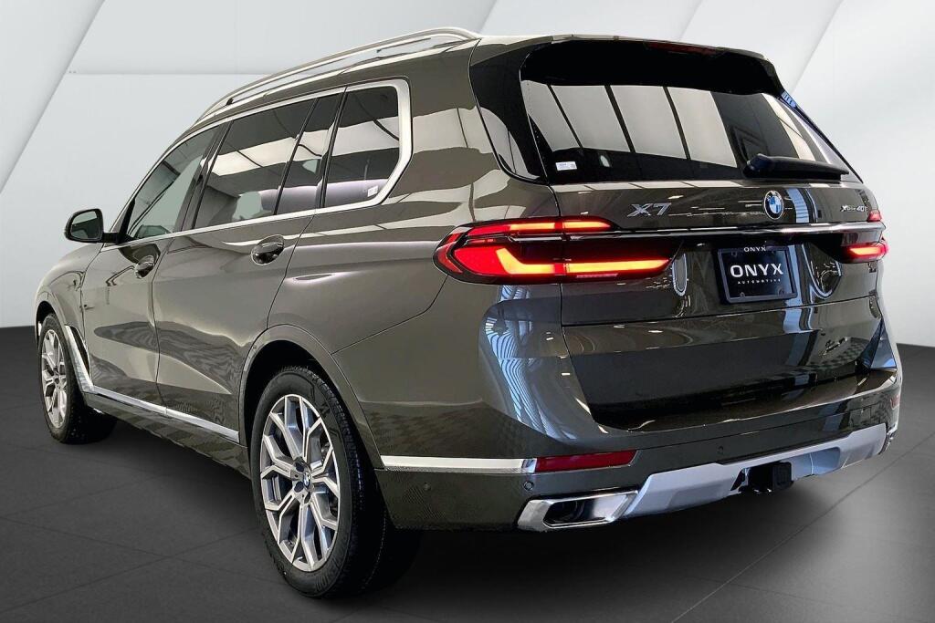 2025 Bmw X7 xDrive40i photo 3