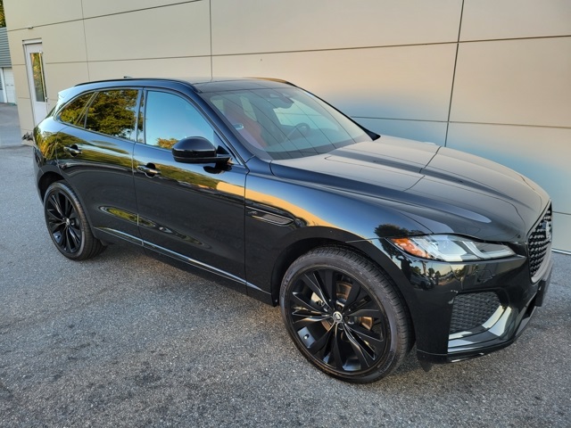 2025 Jaguar F-PACE R-Dynamic S photo 6