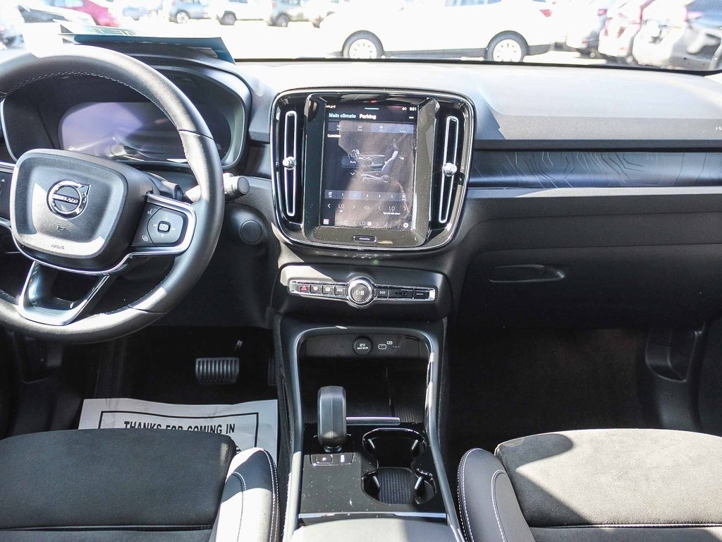 2023 Volvo C40 Recharge Ultimate photo 12