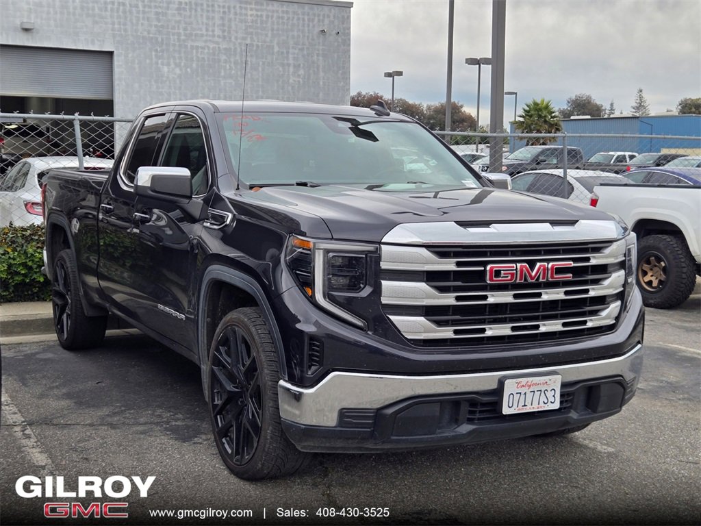 2022 GMC Sierra 1500 SLE's photo