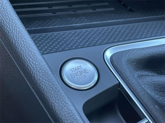 2025 Volkswagen Jetta 1.5T SE photo 19