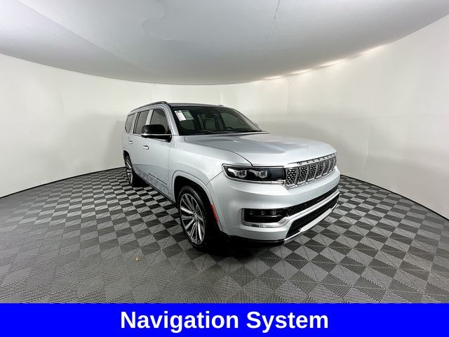 2023 Jeep Grand Wagoneer Base photo 2