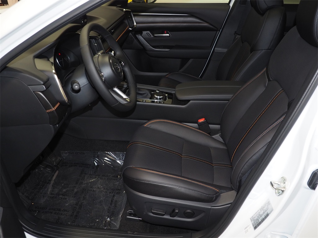 2025 Mazda CX-50 2.5 Premium Plus photo 4