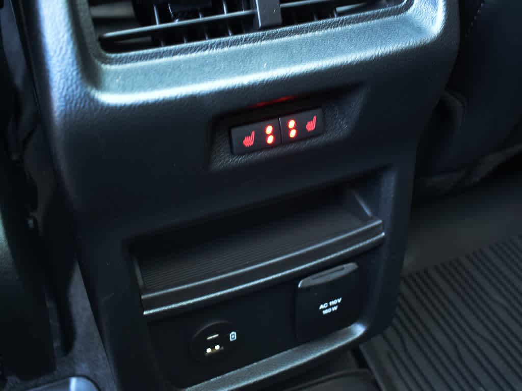 2022 Ford Edge ST photo 18