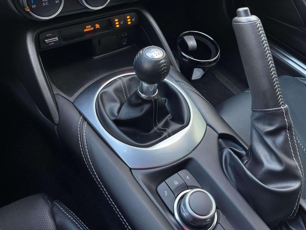 2024 Mazda MX-5 Miata Miata RF Grand Touring photo 13