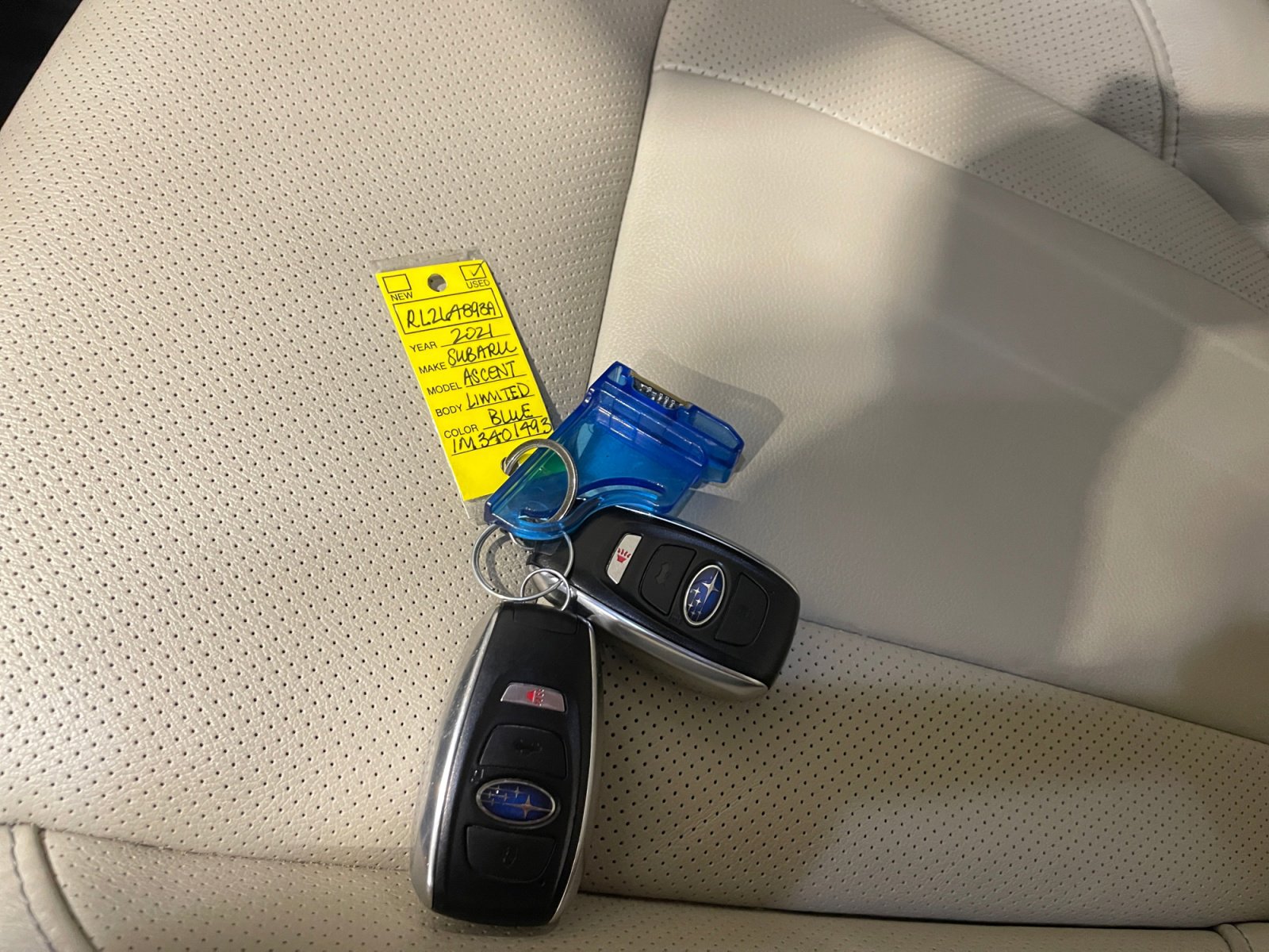 2021 Subaru Ascent Limited photo 3