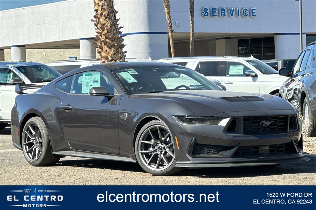 2024 Ford Mustang Dark Horse's photo