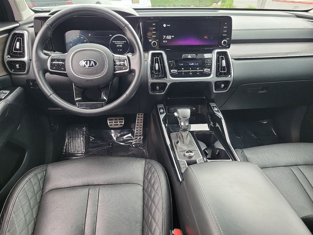 2021 Kia Sorento SX Prestige X-Line photo 4