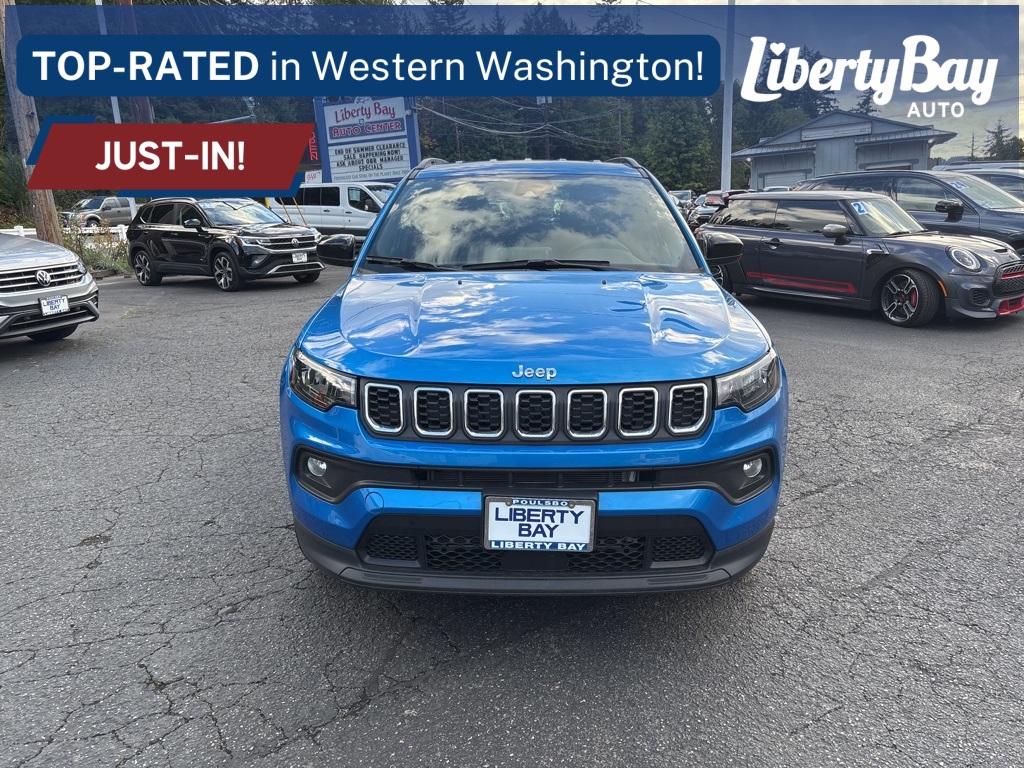 2025 Jeep Compass Latitude photo 2