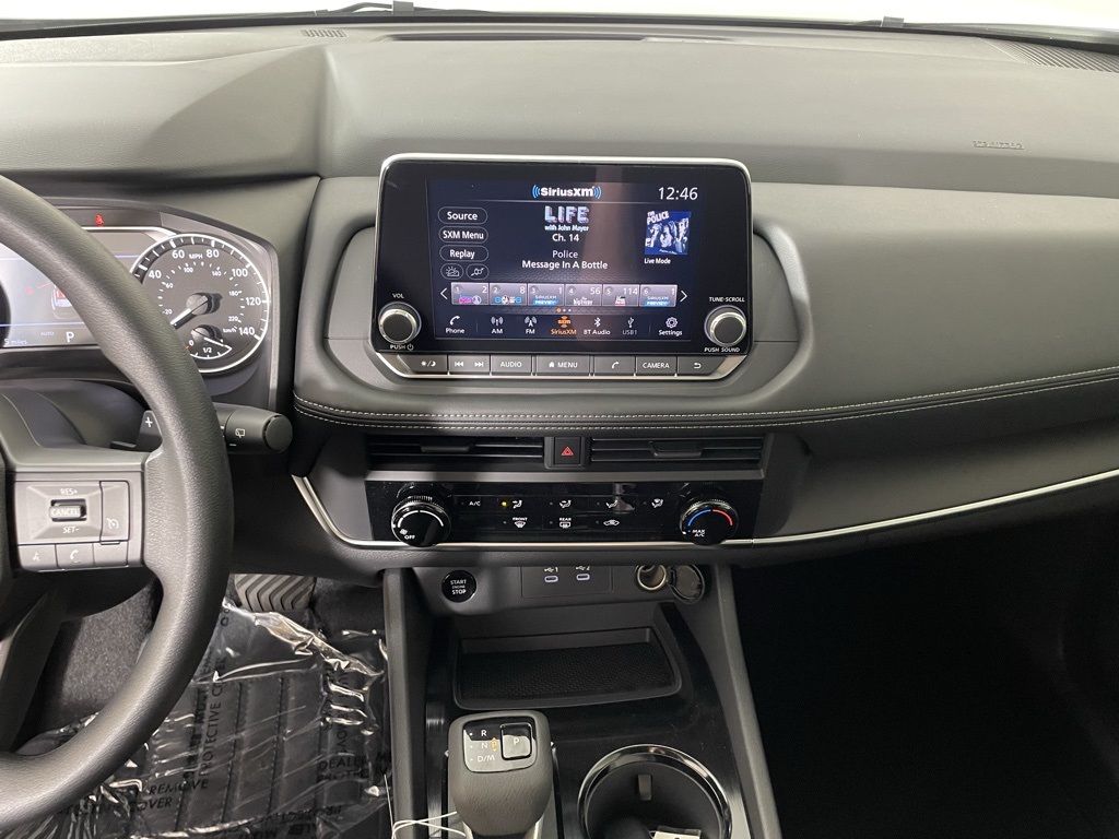 2025 Nissan Rogue S photo 23