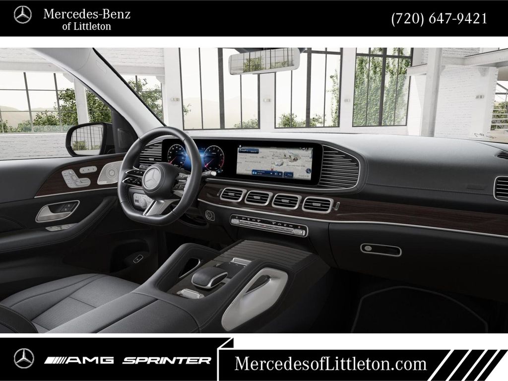 2026 Mercedes Benz GLS 450 4MATIC photo 5