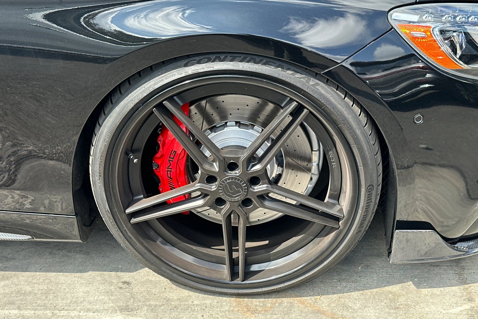 2020 Mercedes Benz S 63 AMG 4MATIC photo 3