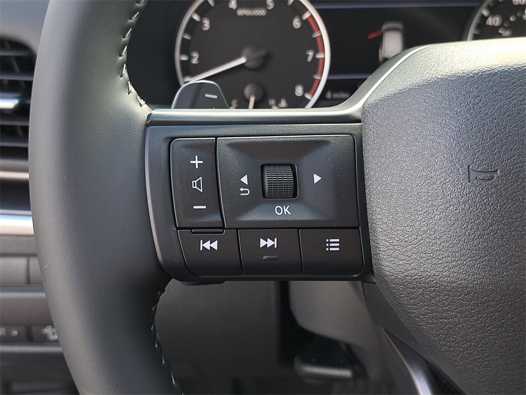 2026 Nissan Rogue SV photo 24