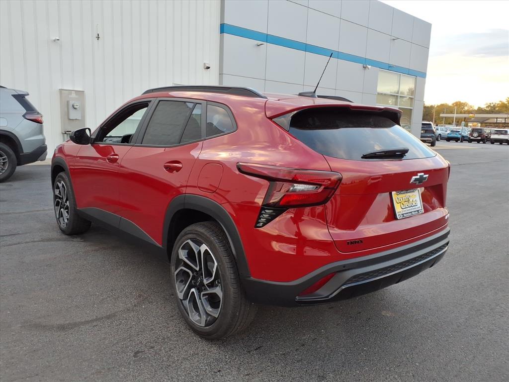 2026 Chevrolet Trax photo 3