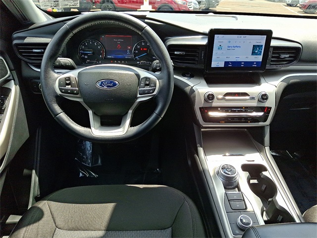 2022 Ford Explorer XLT photo 8